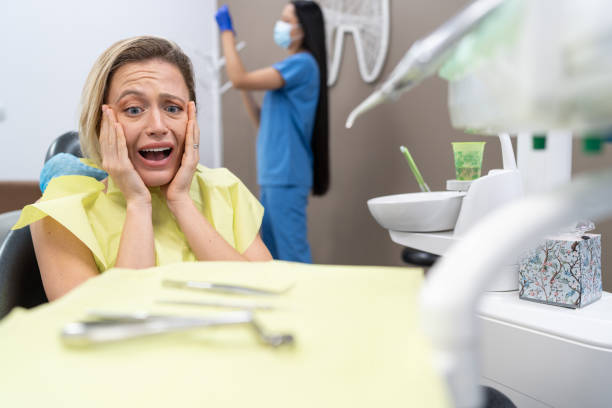 Best Emergency Dentist for Knocked-Out Tooth in Litchfield, MI